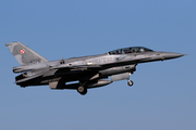 Polish Air Force (Siły Powietrzne) General Dynamics F-16D Fighting Falcon (4076) at  Leeuwarden Air Base, Netherlands