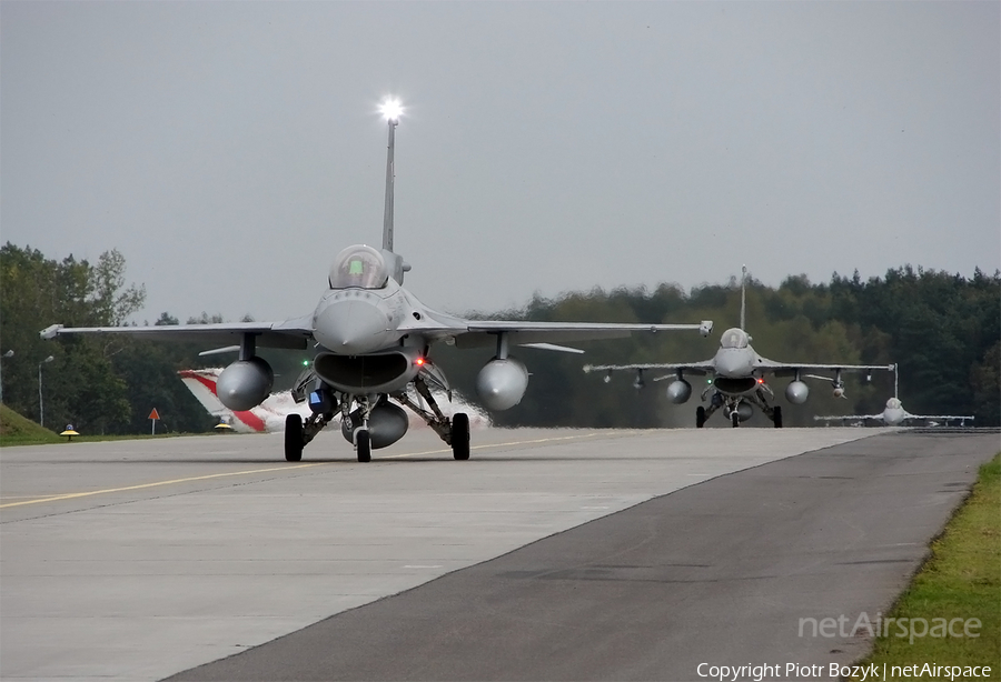 Polish Air Force (Siły Powietrzne) General Dynamics F-16D Fighting Falcon (4086) | Photo 46076