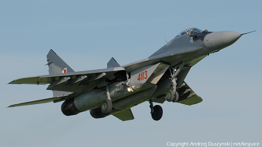 Polish Air Force (Siły Powietrzne) Mikoyan-Gurevich MiG-29G Fulcrum (4113) | Photo 23501