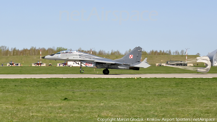 Polish Air Force (Siły Powietrzne) Mikoyan-Gurevich MiG-29UB Fulcrum (4123) | Photo 116675