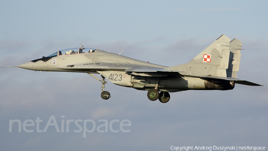 Polish Air Force (Siły Powietrzne) Mikoyan-Gurevich MiG-29UB Fulcrum (4123) | Photo 363549