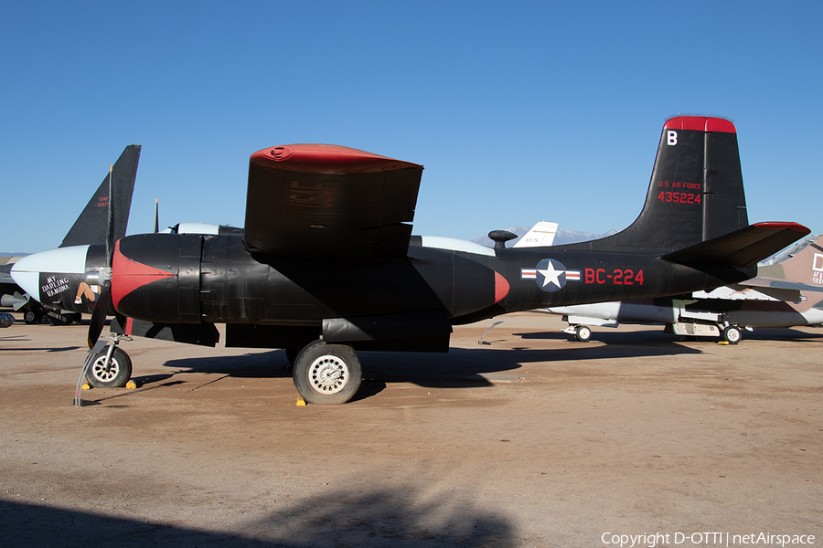 United States Army Air Force Douglas A-26C Invader (44-35224) | Photo 546047
