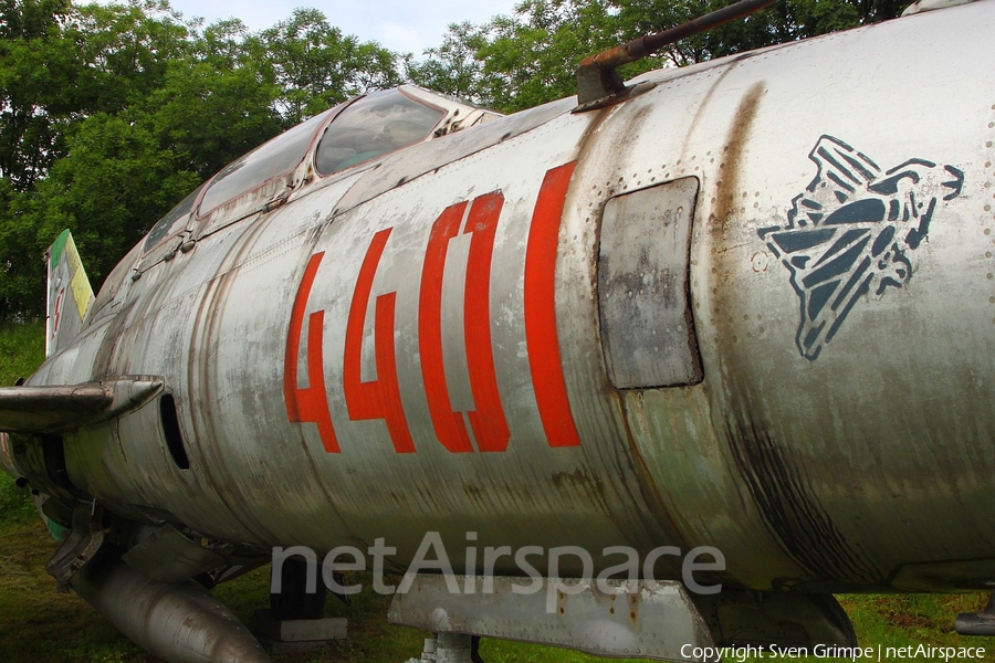 Polish Air Force (Siły Powietrzne) Mikoyan-Gurevich MiG-21US Mongol-B (4401) | Photo 331820