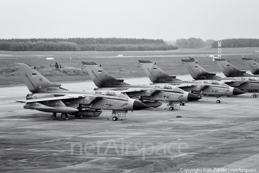 German Air Force (Luftwaffe) Panavia Tornado IDS (4464) | Photo 72822