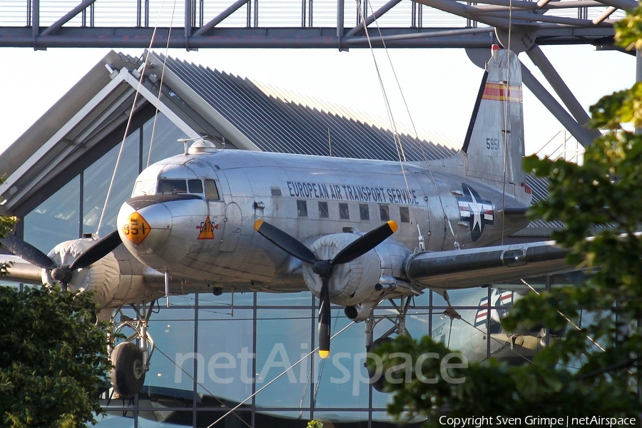 United States Air Force Douglas C-47B Skytrain (Dakota 4) (45-0951) | Photo 51908