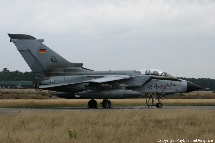 German Air Force (Luftwaffe) Panavia Tornado IDS (4509) | Photo 552970
