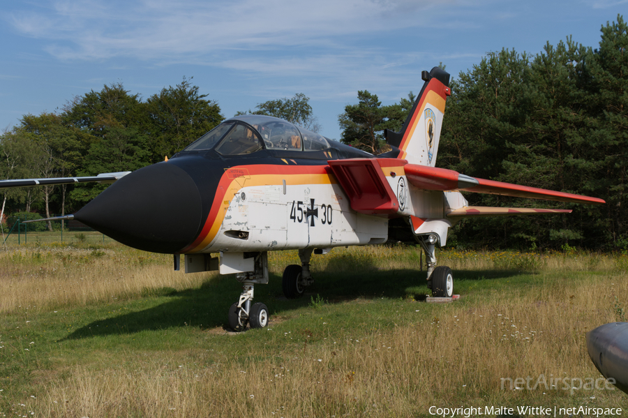German Navy (Marineflieger) Panavia Tornado IDS (4530) | Photo 399359