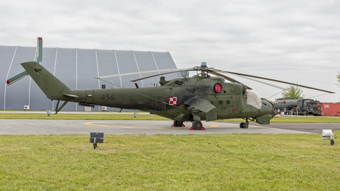 Polish Army (Siły Zbrojne Rzeczypospolitej Polskiej) Mil Mi-24D Hind-D (456) at  Inowrocław - Latkowo, Poland
