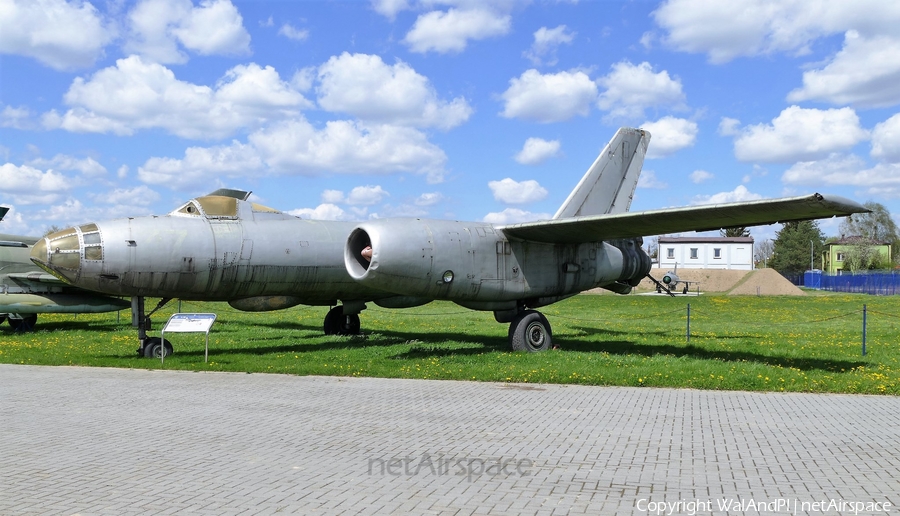 Polish Air Force (Siły Powietrzne) Ilyushin Il-28E Beagle (47) | Photo 446255