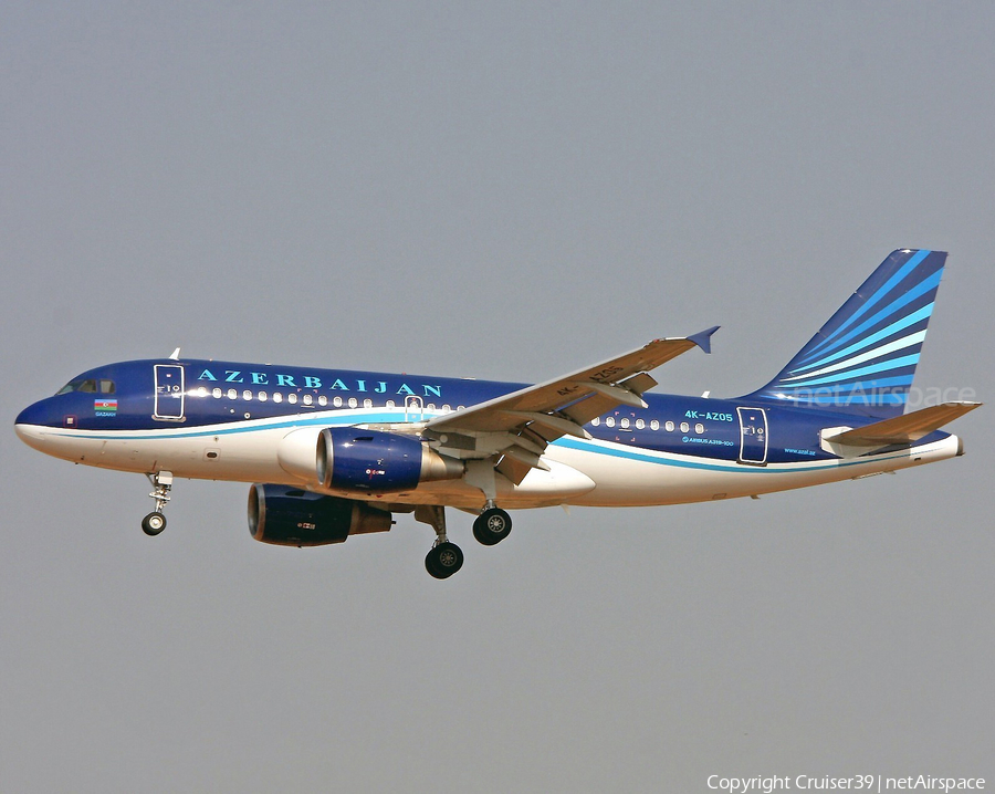 Azerbaijan Airlines Airbus A319-111 (4K-AZ05) | Photo 365965