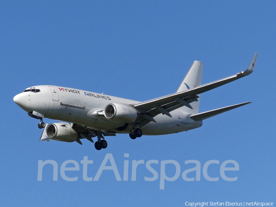 MyWay Airlines Boeing 737-75C(BDSF) (4L-MWC) | Photo 477276