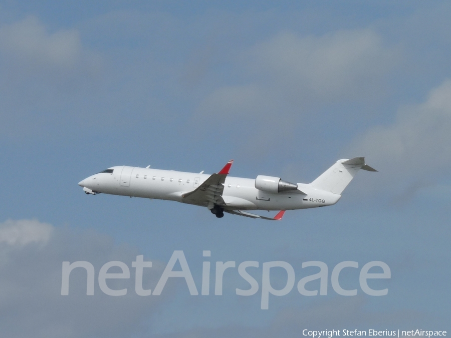 Airzena Georgian Airways Bombardier CRJ-200LR (4L-TGG) | Photo 273261