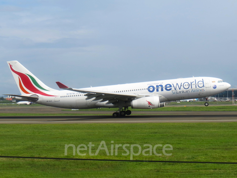 SriLankan Airlines Airbus A330-243 (4R-ALH) at  Jakarta - Soekarno-Hatta International, Indonesia