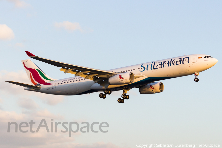 SriLankan Airlines Airbus A330-343 (4R-ALR) | Photo 116608