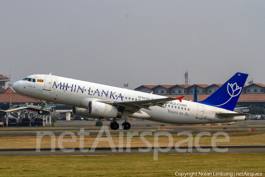 Mihin Lanka Airbus A320-232 (4R-MRE) | Photo 370579