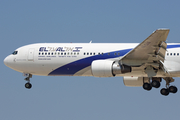 El Al Israel Airlines Boeing 767-3Q8(ER) (4X-EAM) at  Barcelona - El Prat, Spain