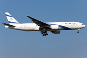 El Al Israel Airlines Boeing 777-258(ER) (4X-ECA) at  London - Heathrow, United Kingdom