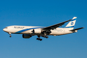 El Al Israel Airlines Boeing 777-258(ER) (4X-ECB) at  London - Heathrow, United Kingdom
