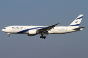 El Al Israel Airlines Boeing 777-258(ER) (4X-ECE) at  Rome - Fiumicino (Leonardo DaVinci), Italy