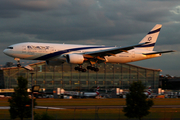 El Al Israel Airlines Boeing 777-258(ER) (4X-ECE) at  London - Heathrow, United Kingdom