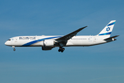 El Al Israel Airlines Boeing 787-9 Dreamliner (4X-EDB) at  London - Heathrow, United Kingdom
