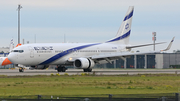 El Al Israel Airlines Boeing 737-958(ER) (4X-EHB) at  Berlin Brandenburg, Germany