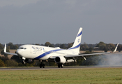 El Al Israel Airlines Boeing 737-958(ER) (4X-EHE) at  London - Luton, United Kingdom