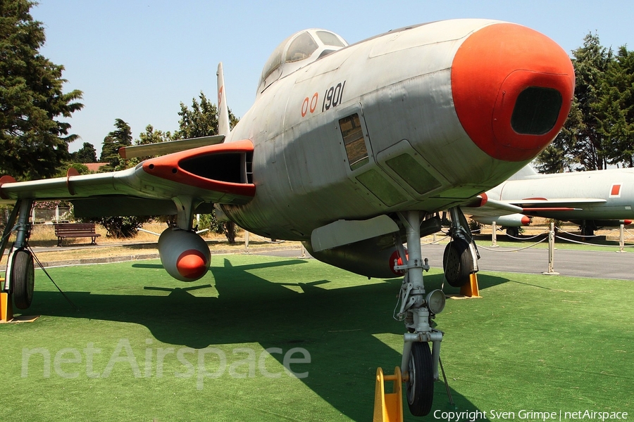 Turkish Air Force (Türk Hava Kuvvetleri) Republic RF-84F Thunderflash (51-1901) | Photo 89104