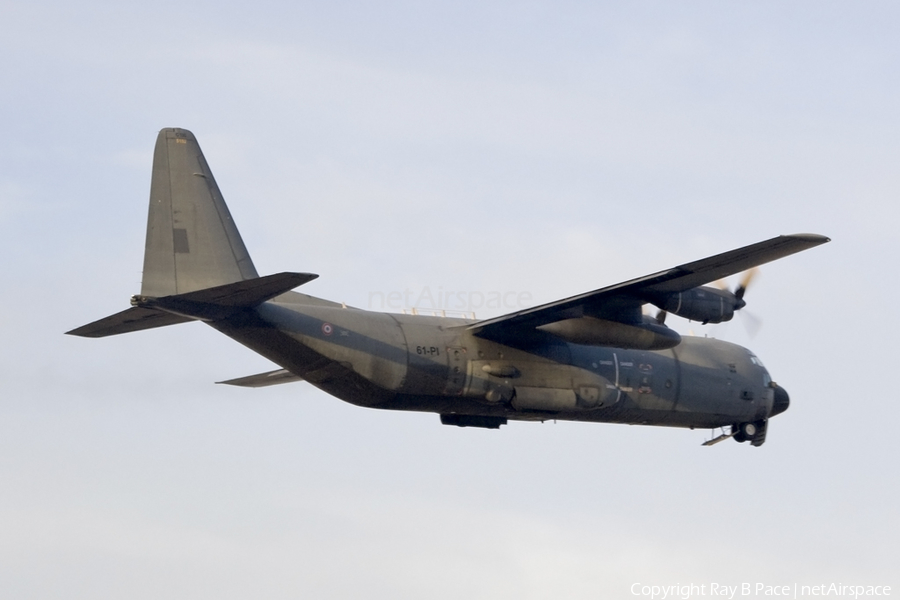 French Air Force (Armée de l’Air) Lockheed C-130H-30 Hercules (5152) | Photo 110452