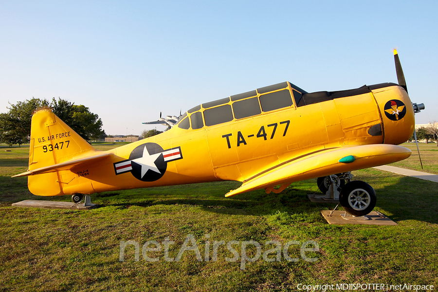 United States Air Force North American SNJ-5 Texan (51584) | Photo 178401