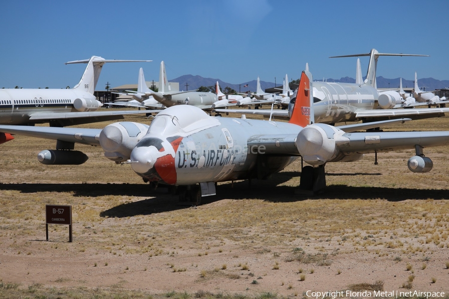 United States Air Force Martin EB-57B Canberra (52-1506) | Photo 305309