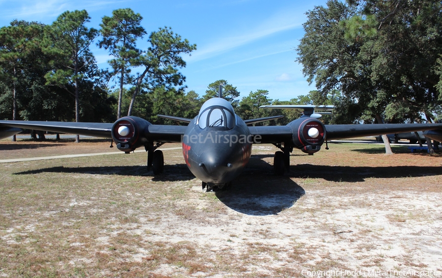 United States Air Force Martin EB-57B Canberra (52-1516) | Photo 455035