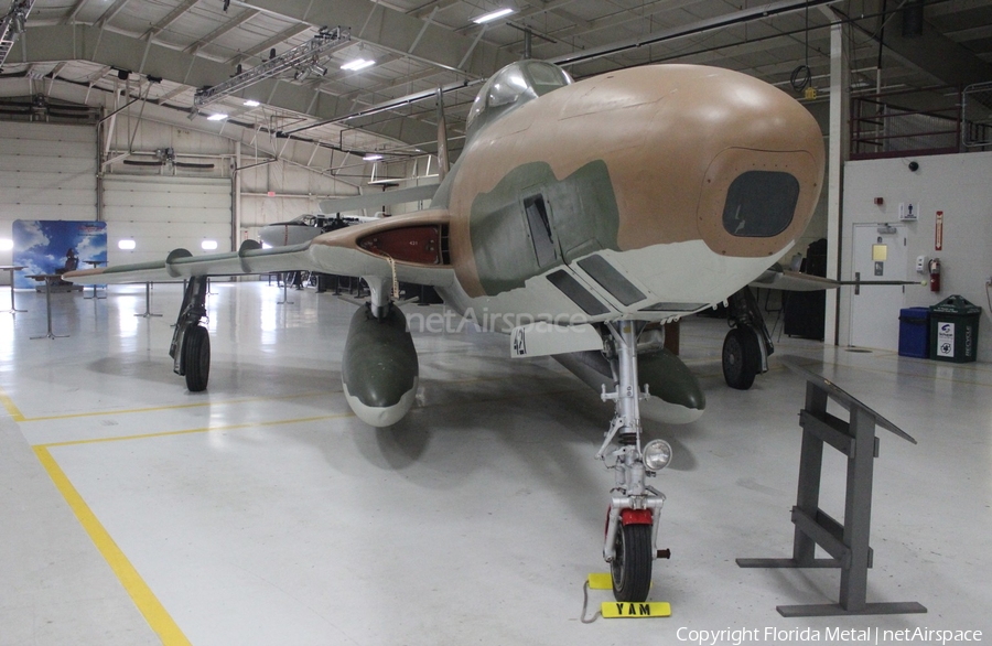 United States Air Force Republic RF-84F Thunderflash (52-7421) | Photo 323004