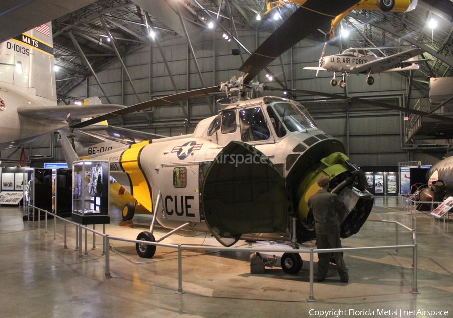 United States Air Force Sikorsky UH-19B Chickasaw (52-7587) | Photo 323005