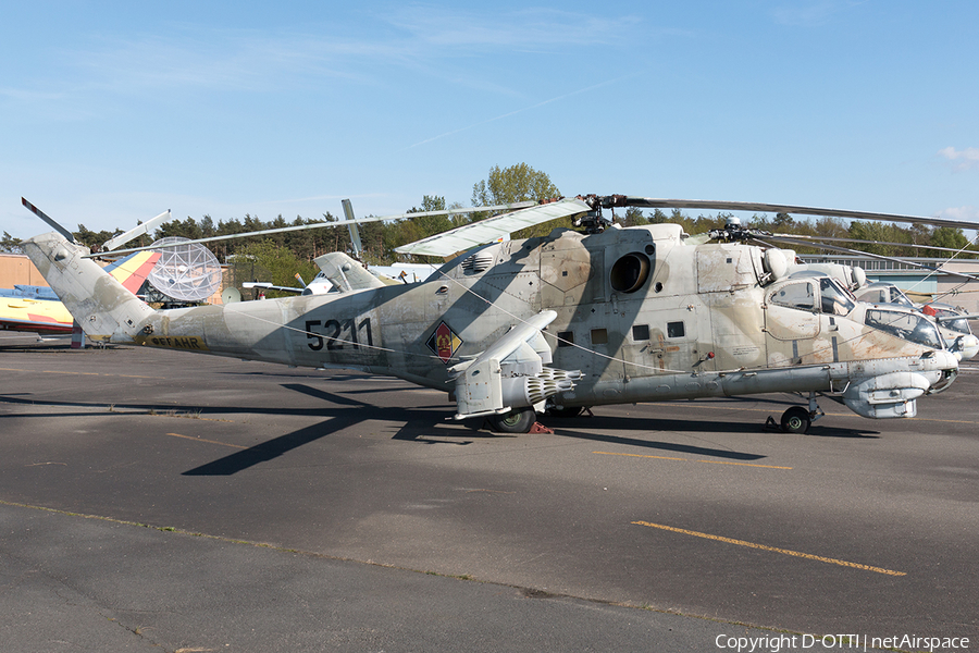 East German Air Force Mil Mi-24D Hind-D (5211) | Photo 162211