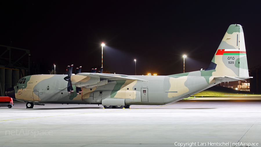 Royal Air Force of Oman Lockheed Martin C-130J-30 Super Hercules (525) | Photo 201896