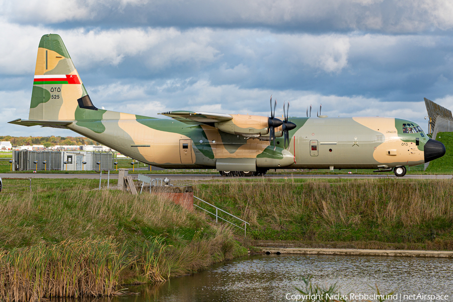 Royal Air Force of Oman Lockheed Martin C-130J-30 Super Hercules (525) | Photo 535063