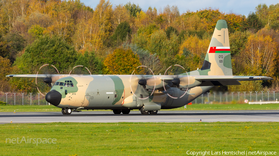 Royal Air Force of Oman Lockheed Martin C-130J-30 Super Hercules (525) | Photo 535068