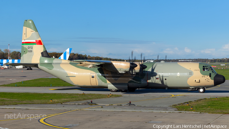 Royal Air Force of Oman Lockheed Martin C-130J-30 Super Hercules (525) | Photo 535143