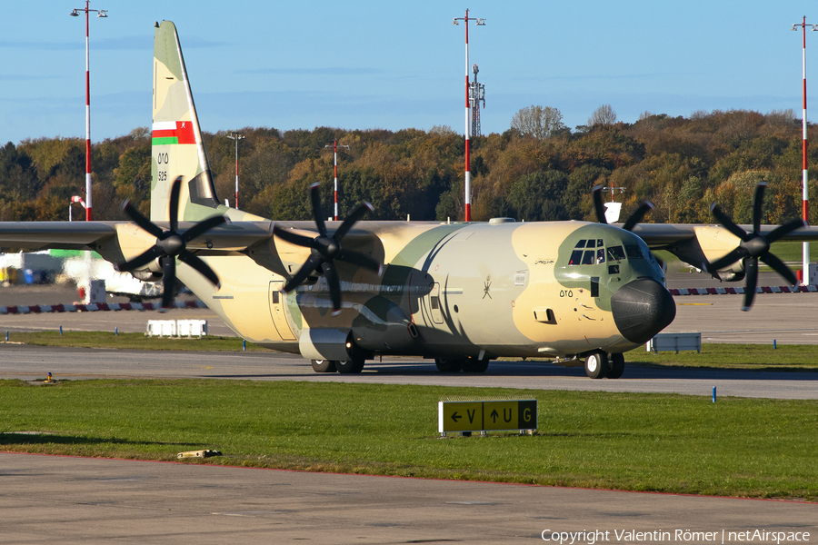 Royal Air Force of Oman Lockheed Martin C-130J-30 Super Hercules (525) | Photo 535669