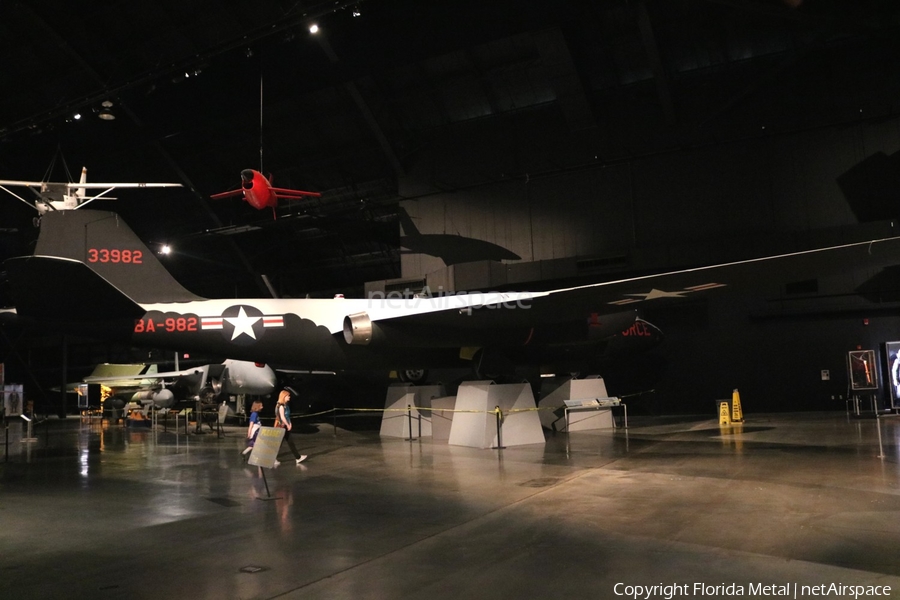 United States Air Force Martin EB-57D Canberra (53-3982) | Photo 431777