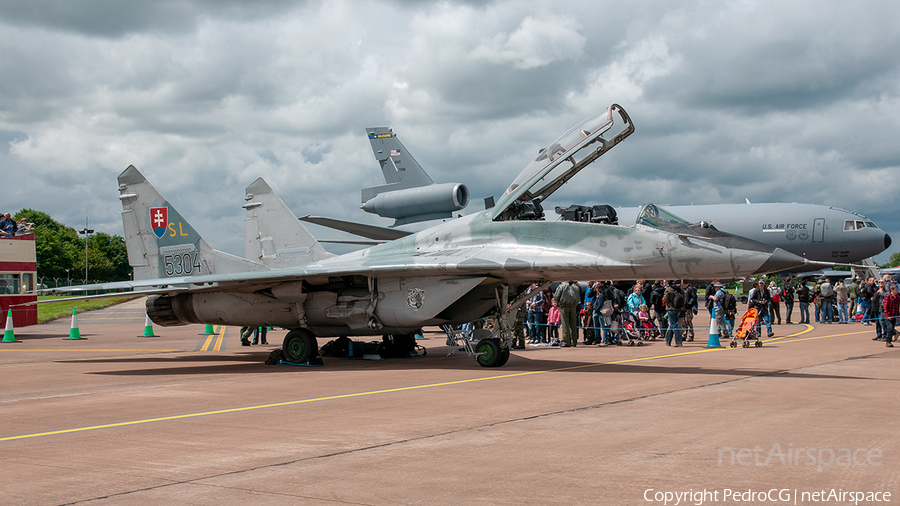 Slovak Air Force Mikoyan-Gurevich MiG-29UBS Fulcrum (5304) | Photo 518637