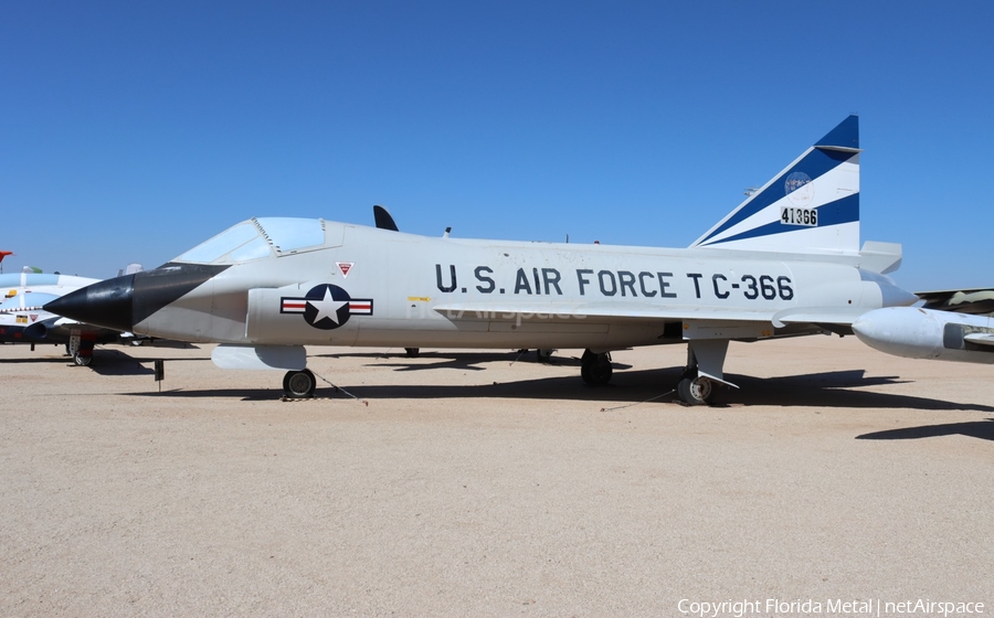 United States Air Force Convair TF-102A Delta Dagger (54-1366) | Photo 603953