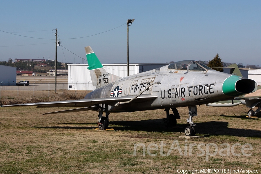 United States Air Force North American F-100C Super Sabre (54-1753) | Photo 107585