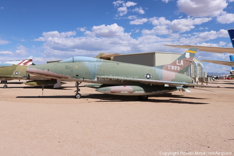 United States Air Force North American F-100C Super Sabre (54-1823) | Photo 455634