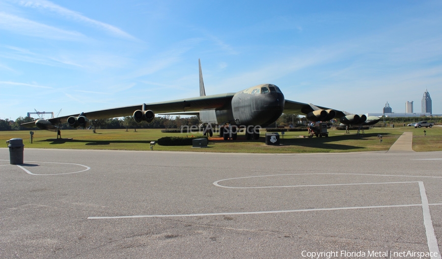United States Air Force Boeing B-52D Stratofortress (55-0071) | Photo 455646