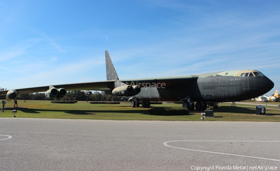 United States Air Force Boeing B-52D Stratofortress (55-0071) | Photo 455647