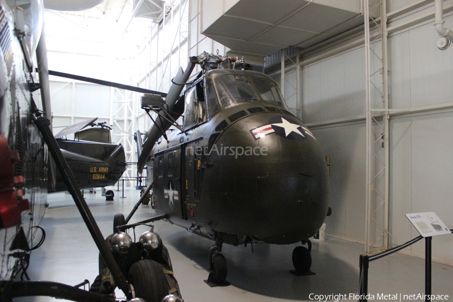 United States Army Sikorsky H-19D Chickasaw (55-3221) | Photo 455772