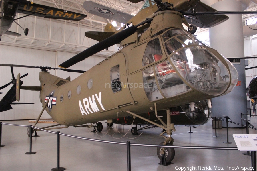 United States Army Vertol CH-21C Shawnee (56-2040) | Photo 465057