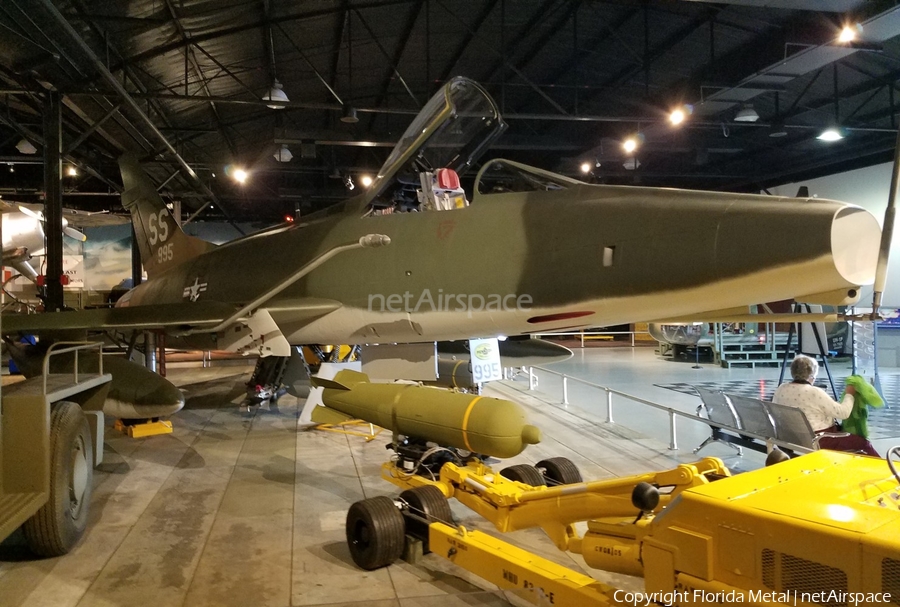 United States Air Force North American F-100D Super Sabre (56-2995) | Photo 431865